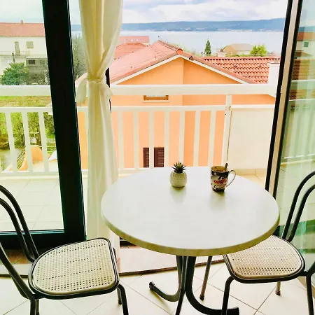 Apartments Ruza Kastela Exterior photo
