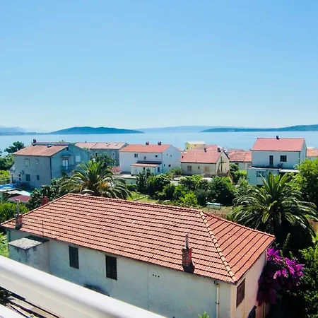 Apartments Ruza Kastela Exterior photo