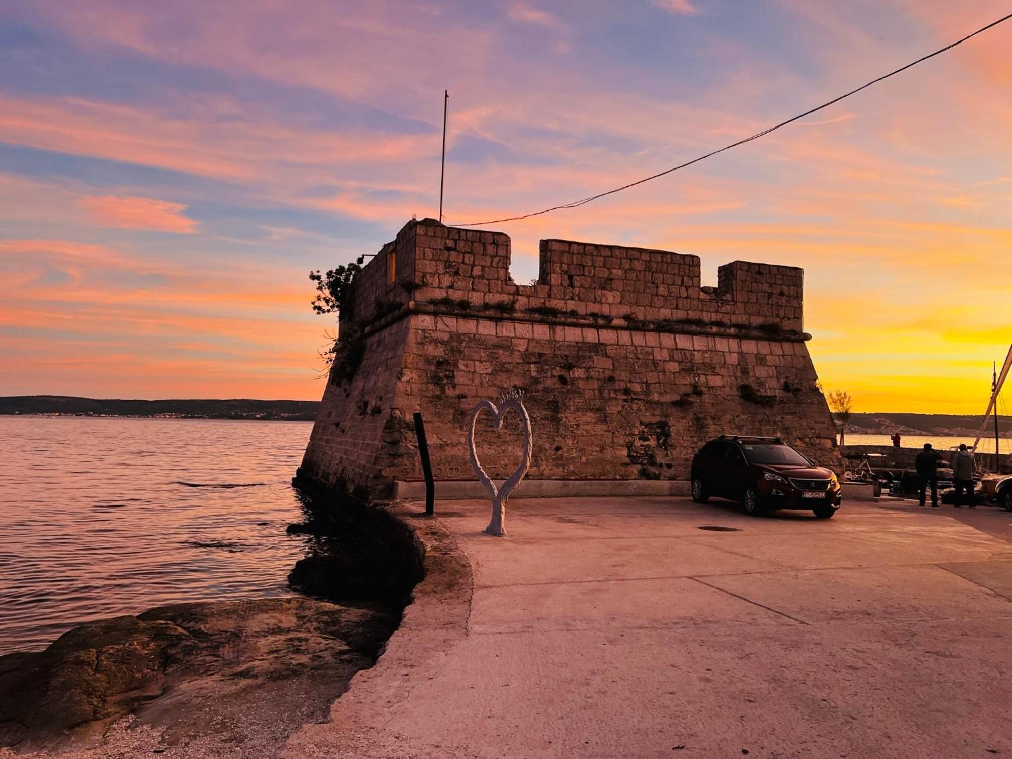 Ruza * Kastela
